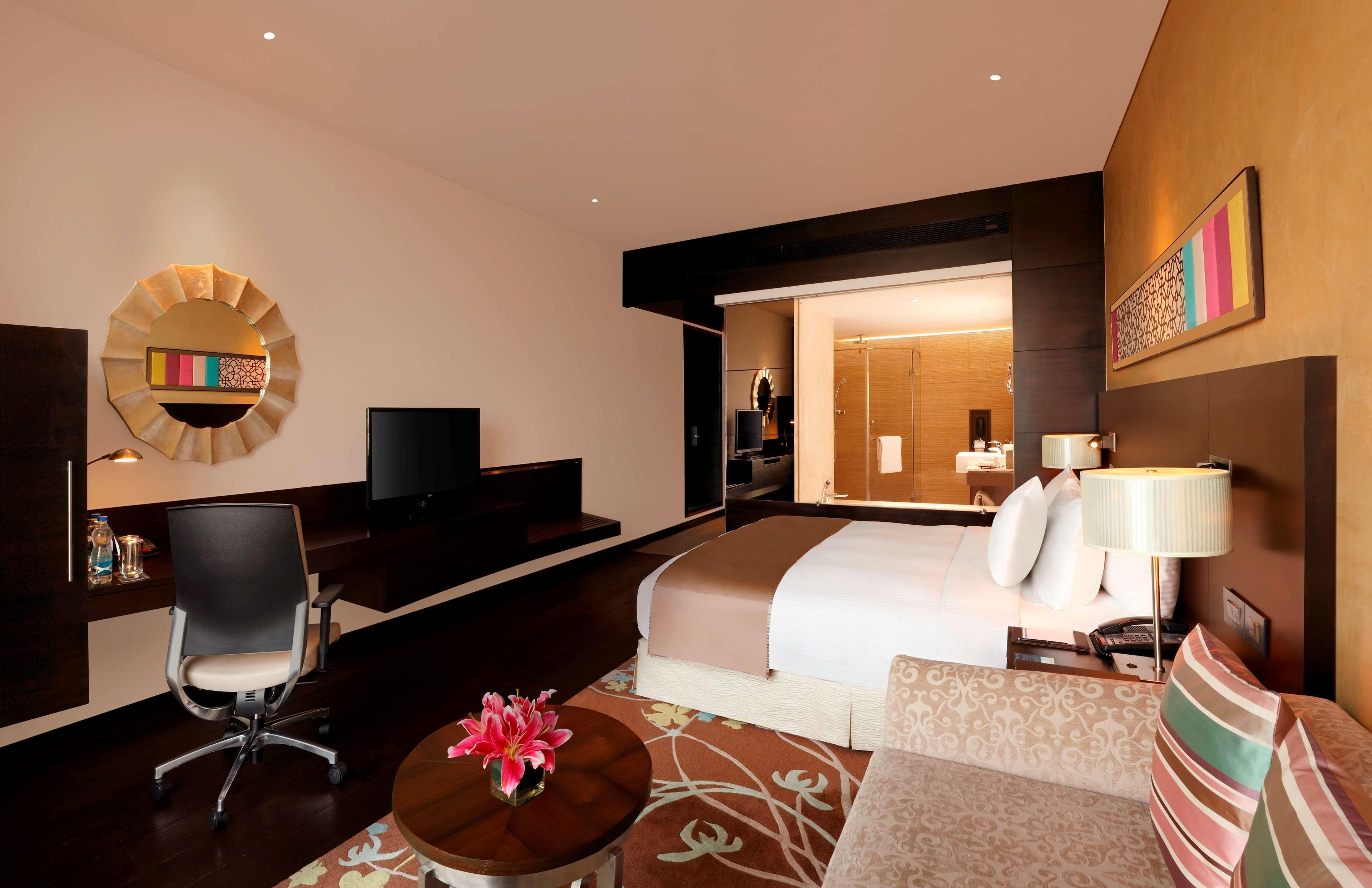 Hilton Jaipur Hotel Екстериор снимка Deluxe Room