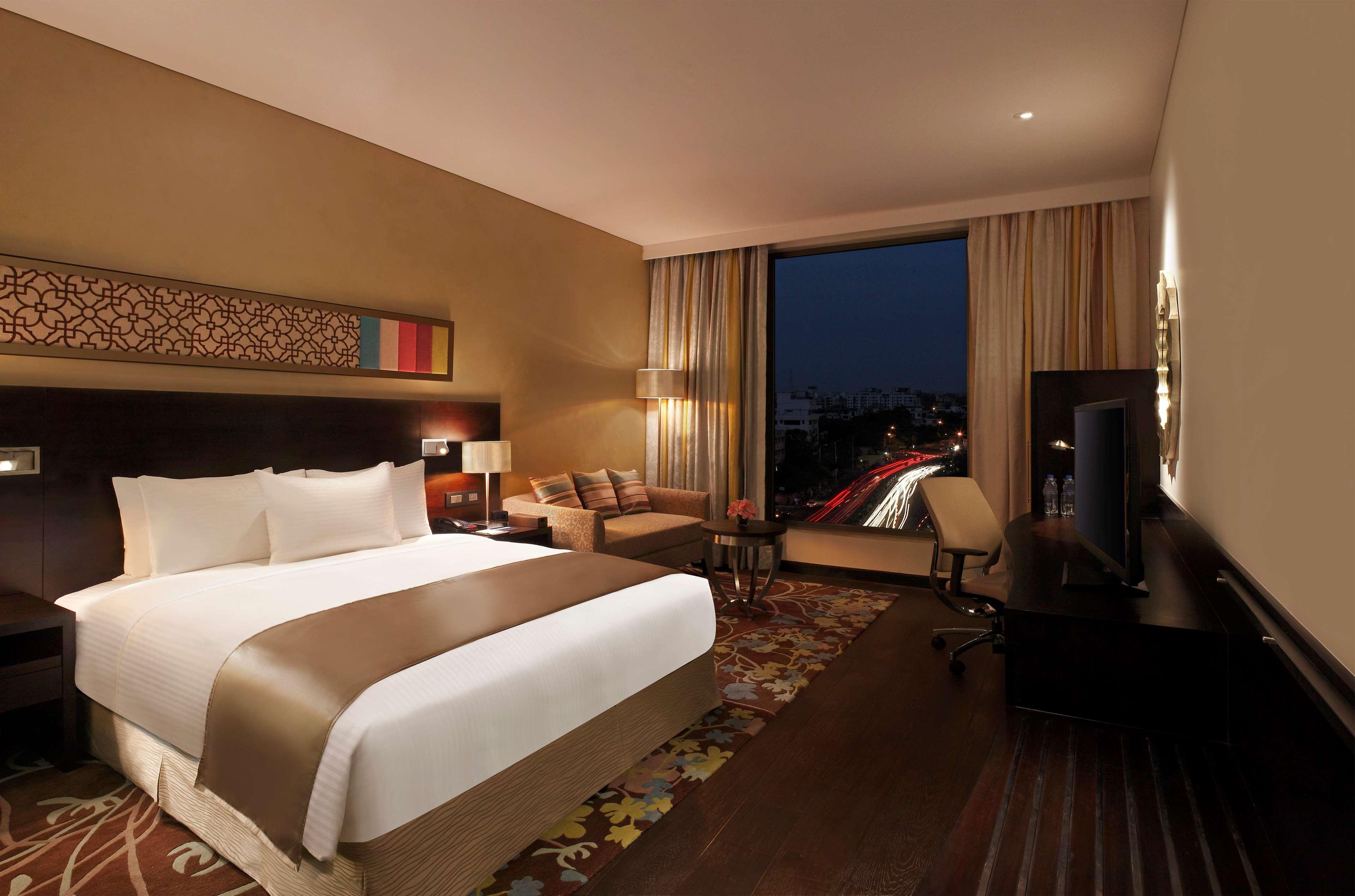 Hilton Jaipur Hotel Екстериор снимка Deluxe Room