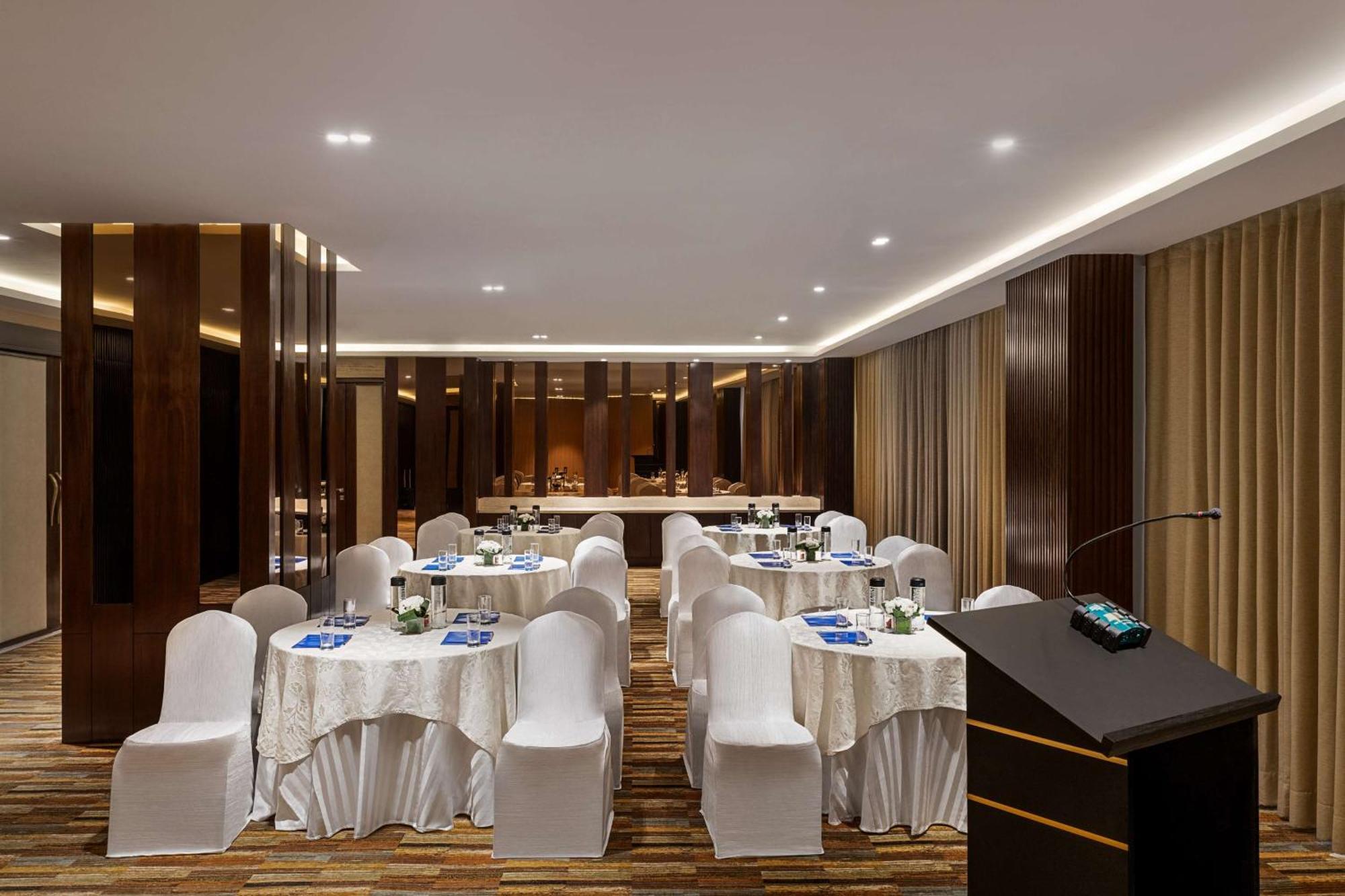 Hilton Jaipur Hotel Екстериор снимка Meeting room