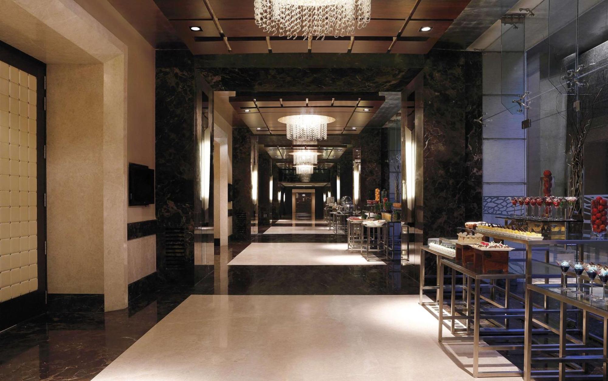Hilton Jaipur Hotel Екстериор снимка The lobby