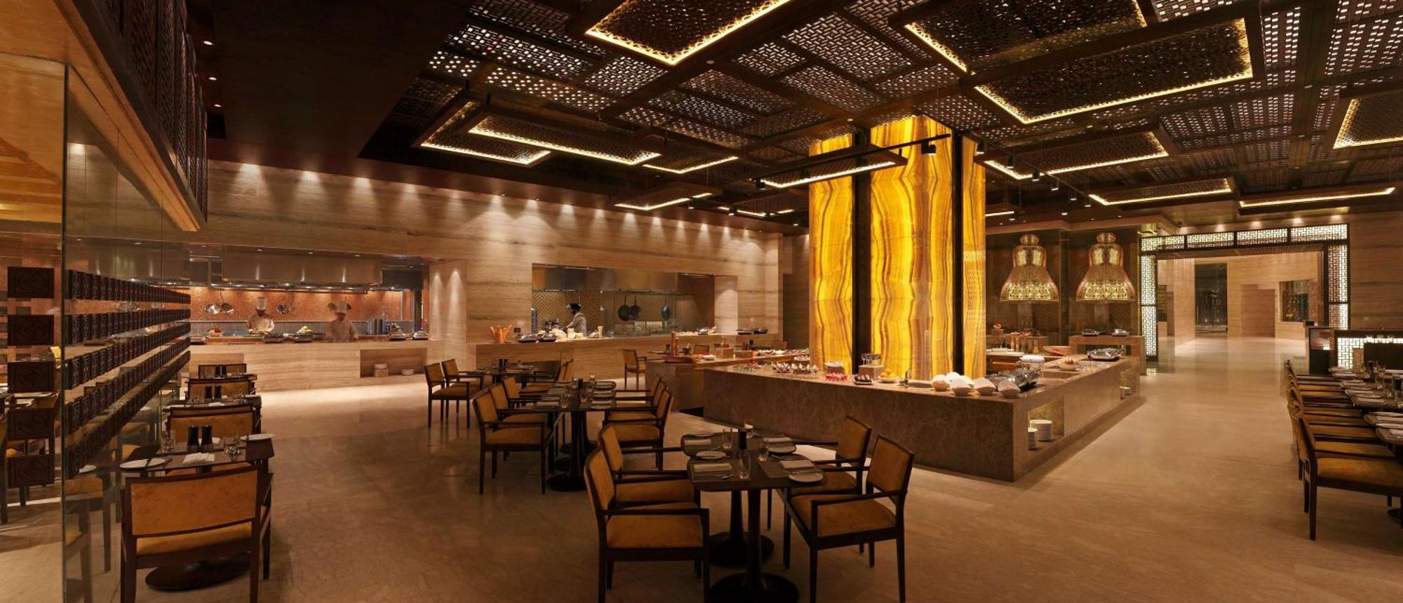 Hilton Jaipur Hotel Екстериор снимка The restaurant